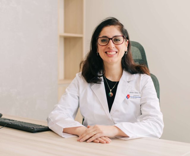 Dra. A. Jatun Sáez Espinoza, Cardióloga · Resonancia cardíaca